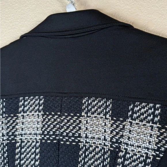 White House Black Market Black and White Plaid Blazer Textured Career Workwear - Picture 3 of 16